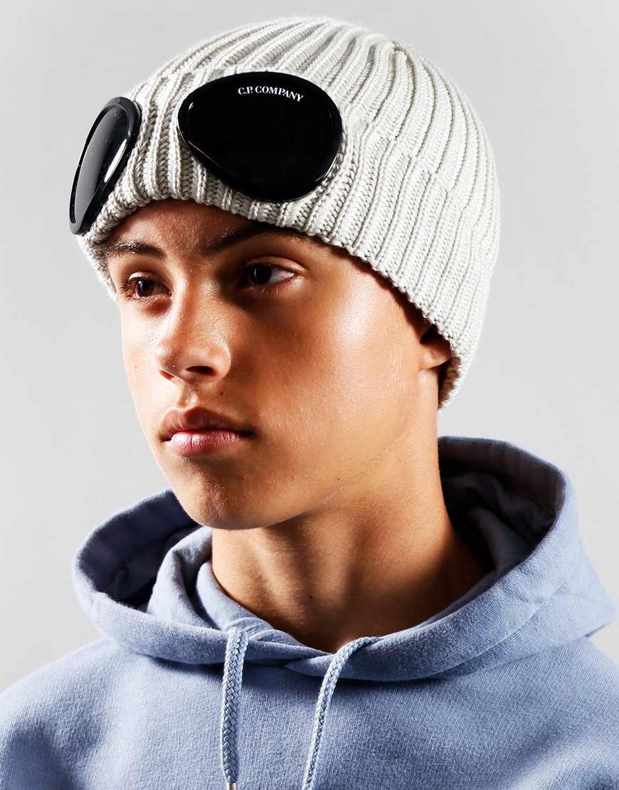 Cp company hat junior deals