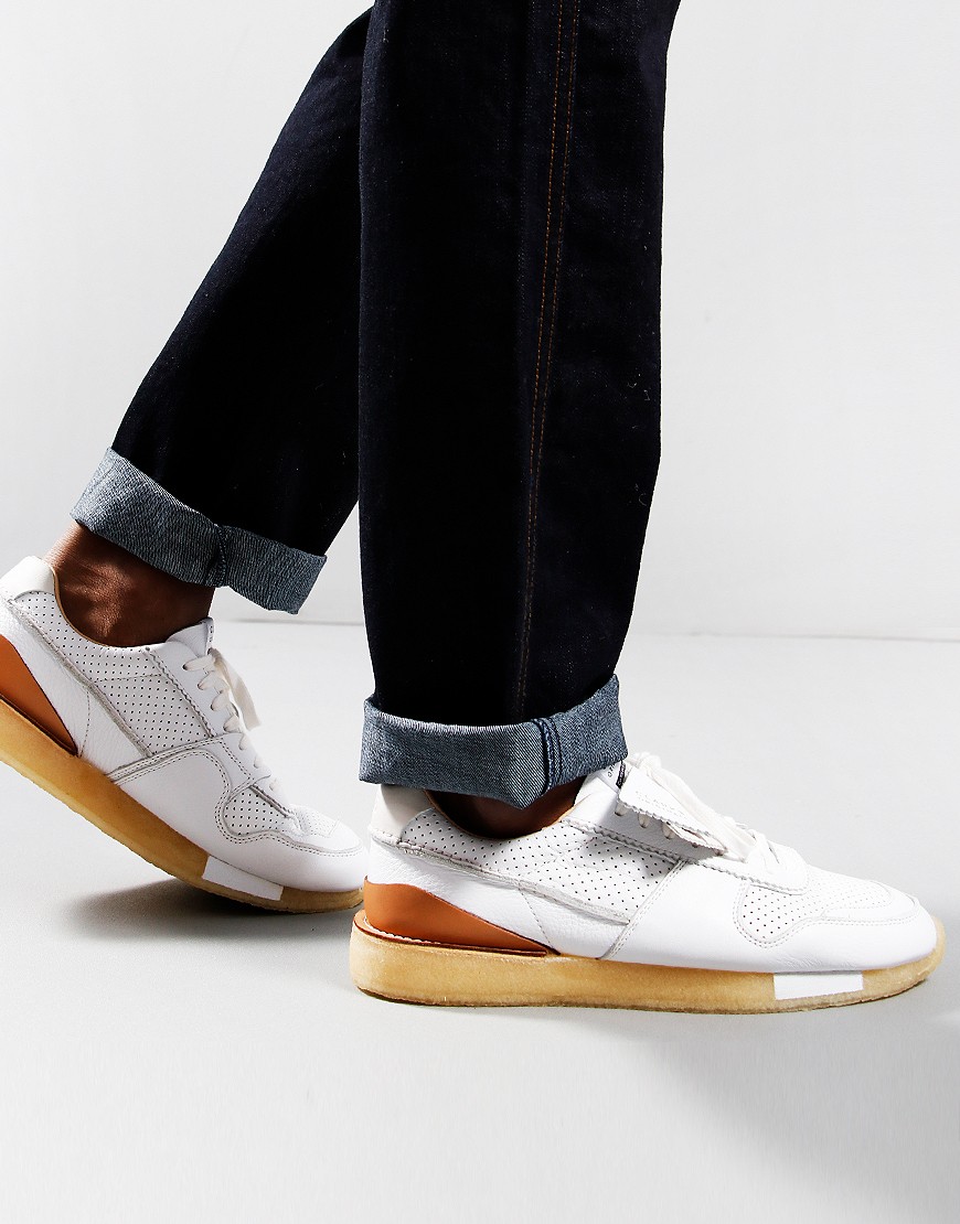Clarks tor online track