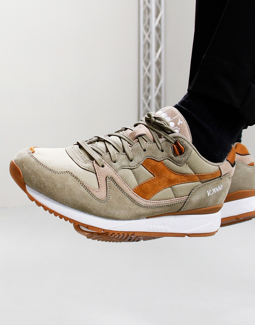 Diadora shop v 7000